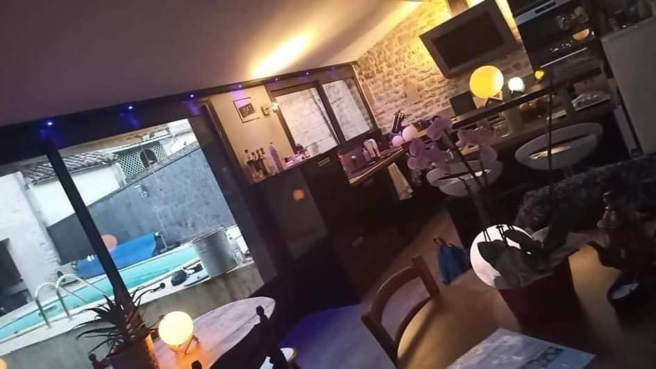 Chef-BoutonneGrande Chambre D'Hote Pour 4 A 5 Personnes住宿加早餐旅馆 外观 照片